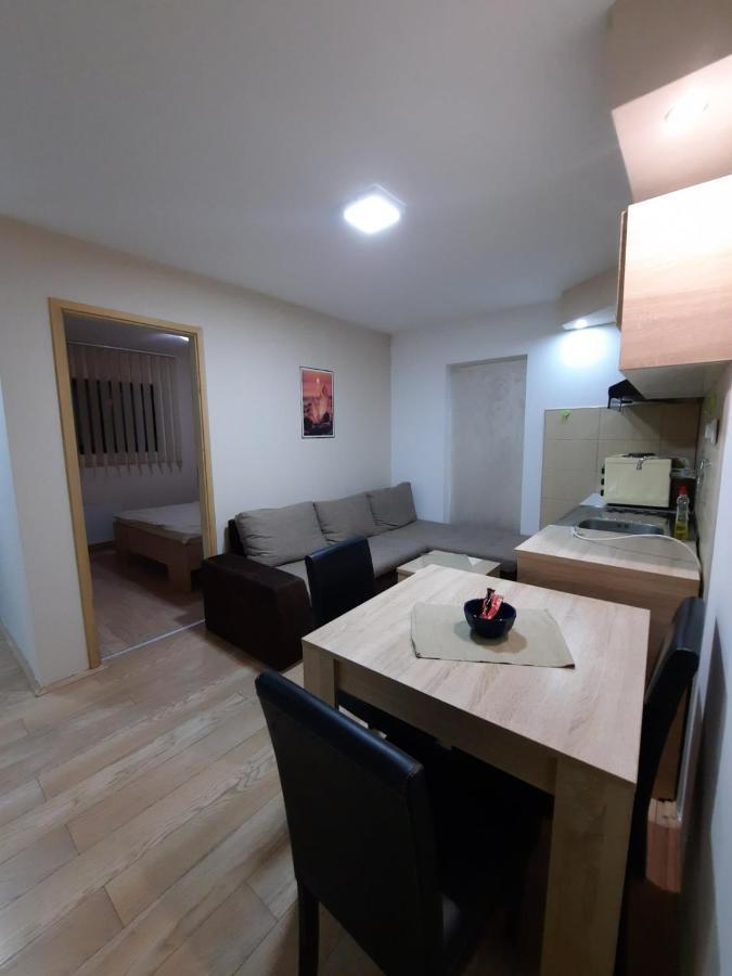Apartmani Tvins 소코 반자 외부 사진