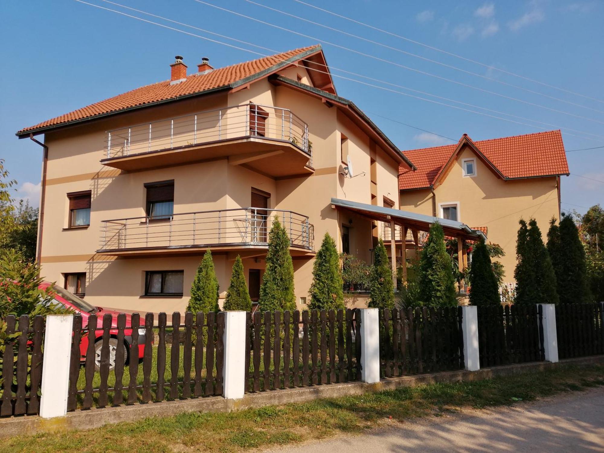 Apartmani Tvins 소코 반자 외부 사진