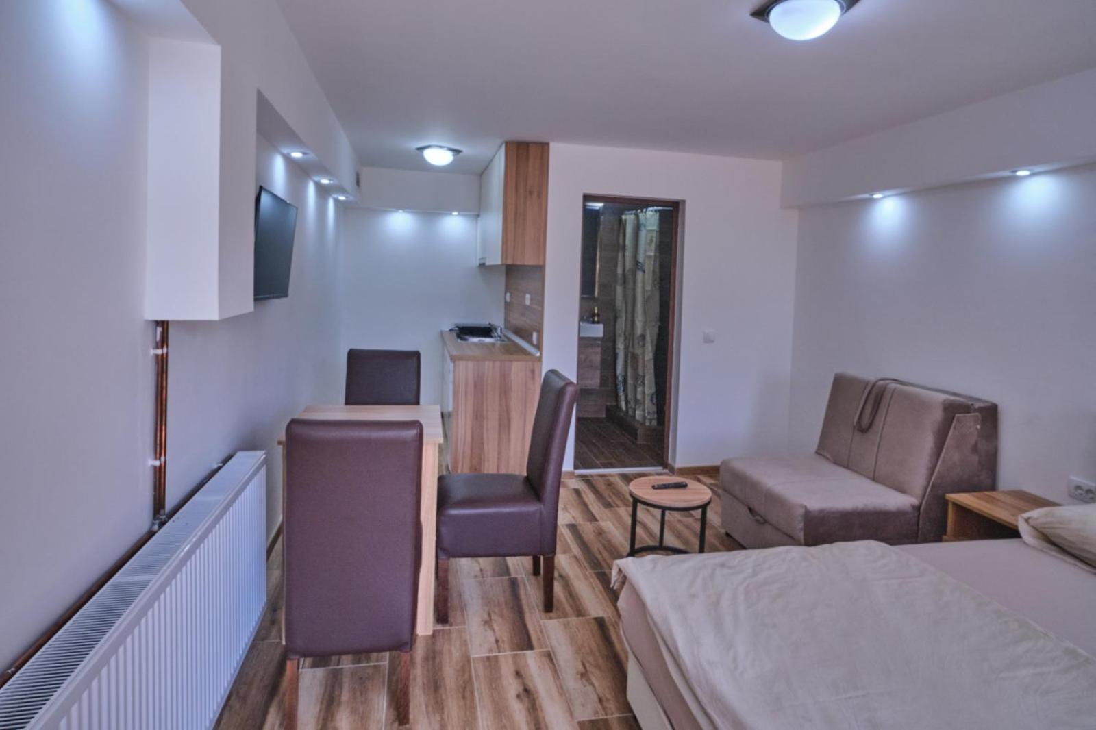 Apartmani Tvins 소코 반자 외부 사진